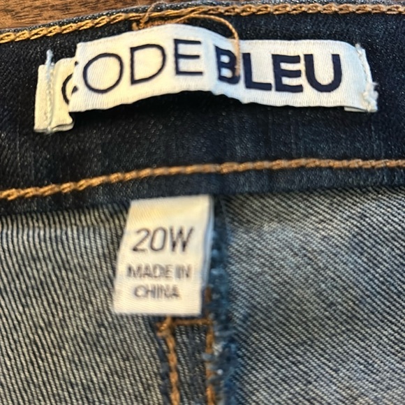 Code Bleu Wide Leg Crop Jeans Stretch NWT Size 20W Dark Wash Raw Hem - Picture 11 of 14